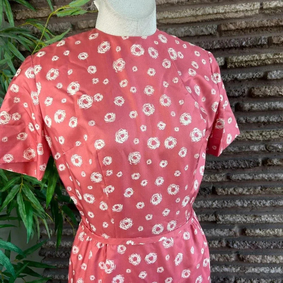 Vintage Salmon Pink Handmade Waisted Modest Sheath Dress - Picture 8 of 9